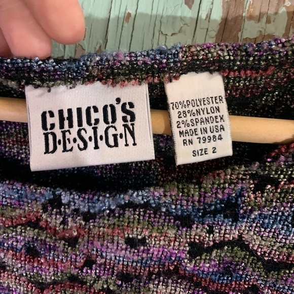 Women’s Chico’s Design multi colored cropped tank top with unique design - Picture 3 of 5